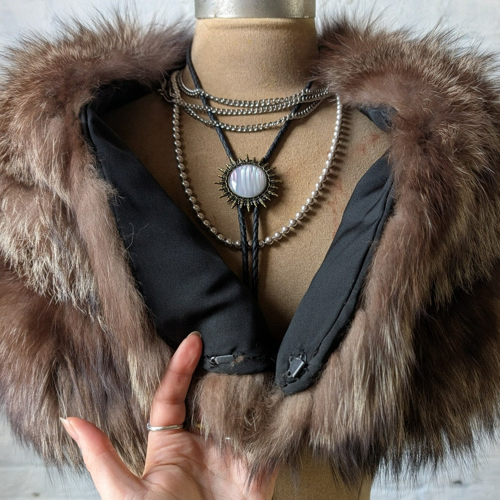 Vintage Brown Fur Scarf Fox Stole Shrug Luxury Mob Wife Shawl Glam Furry Collar