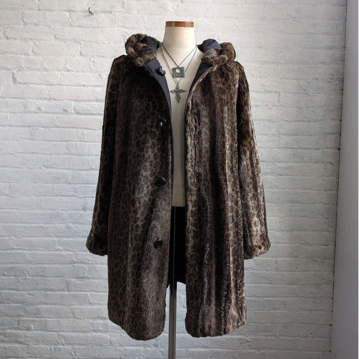 Vintage Cheetah Faux Fur Coat Mobwife Reversible Furry Animal Print Fuzzy Jacket