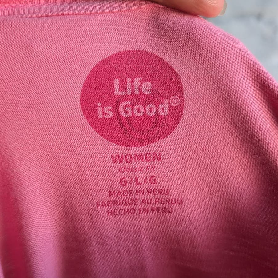 Retro 70s Groovy Pink Graphic Print Tee Distressed Tropical Funky Vacation Top