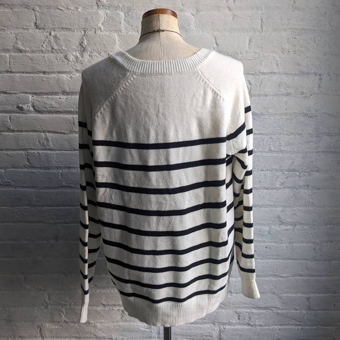 Retro Kawaii Striped Knit Sweater Parisian Granny Chic Light Academia Preppy Top