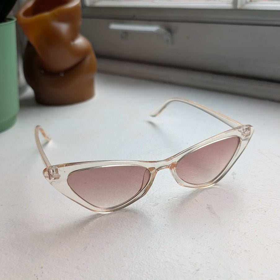 Retro Rose Pink Cat Eye Sunglasses Clear Tinted Shades Festival Sunnies Glasses