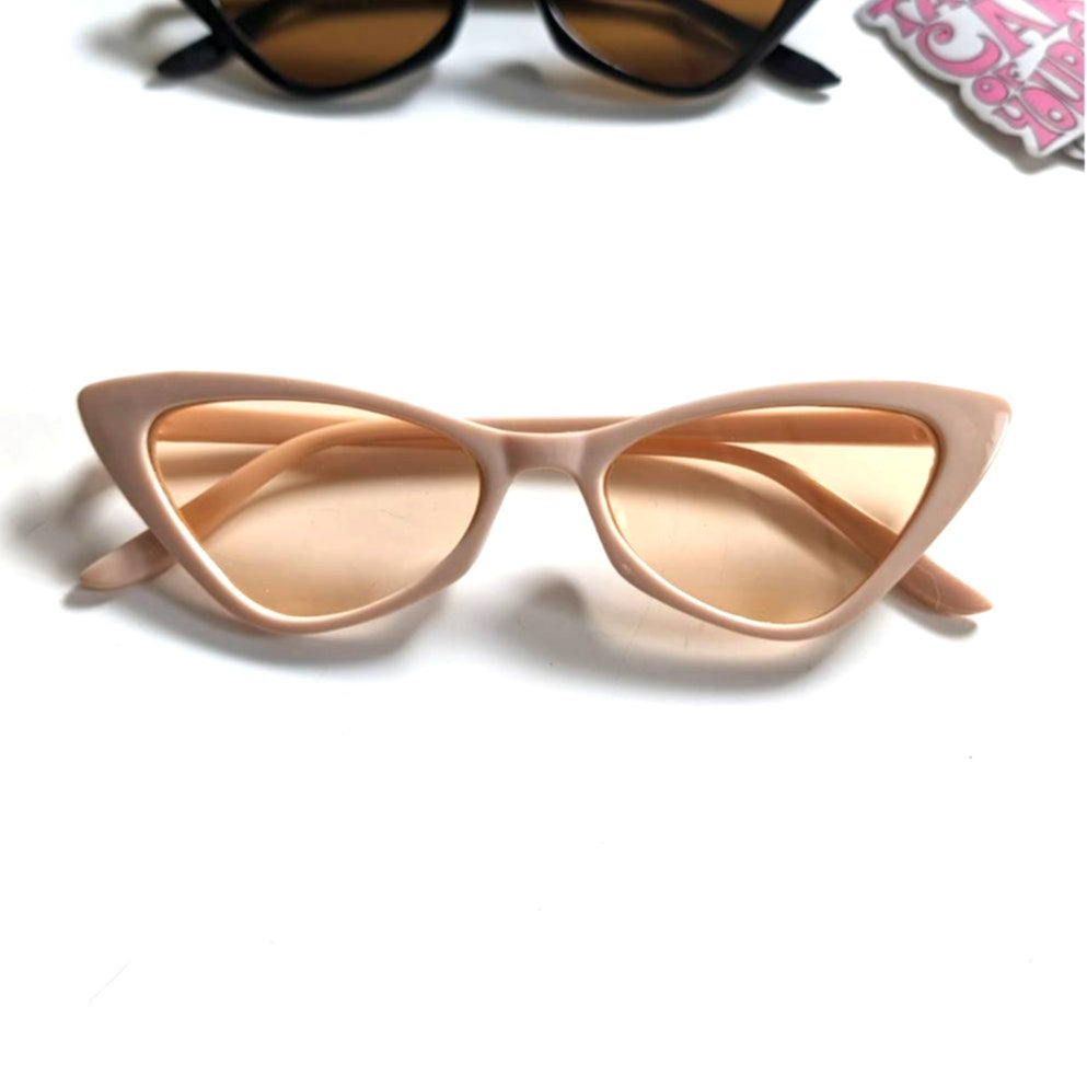 Y2K Barbie Festival Retro 60s style Cat Eye Sunglasses Pink Cream Sunnies Shades