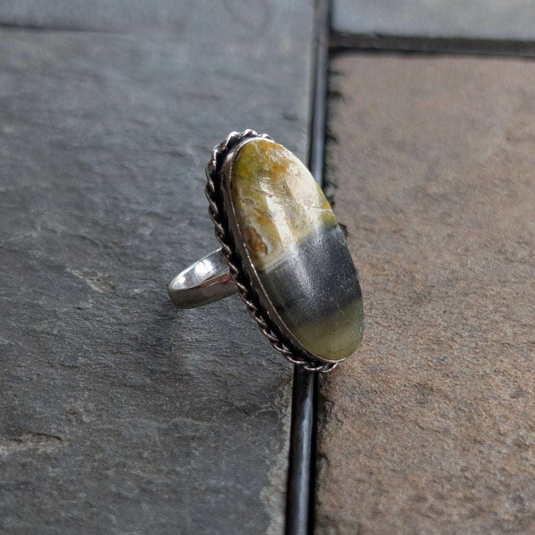 Mustard Oval Silver Boho Chic Statement Ring Groovy Vintage Southwest Size 9