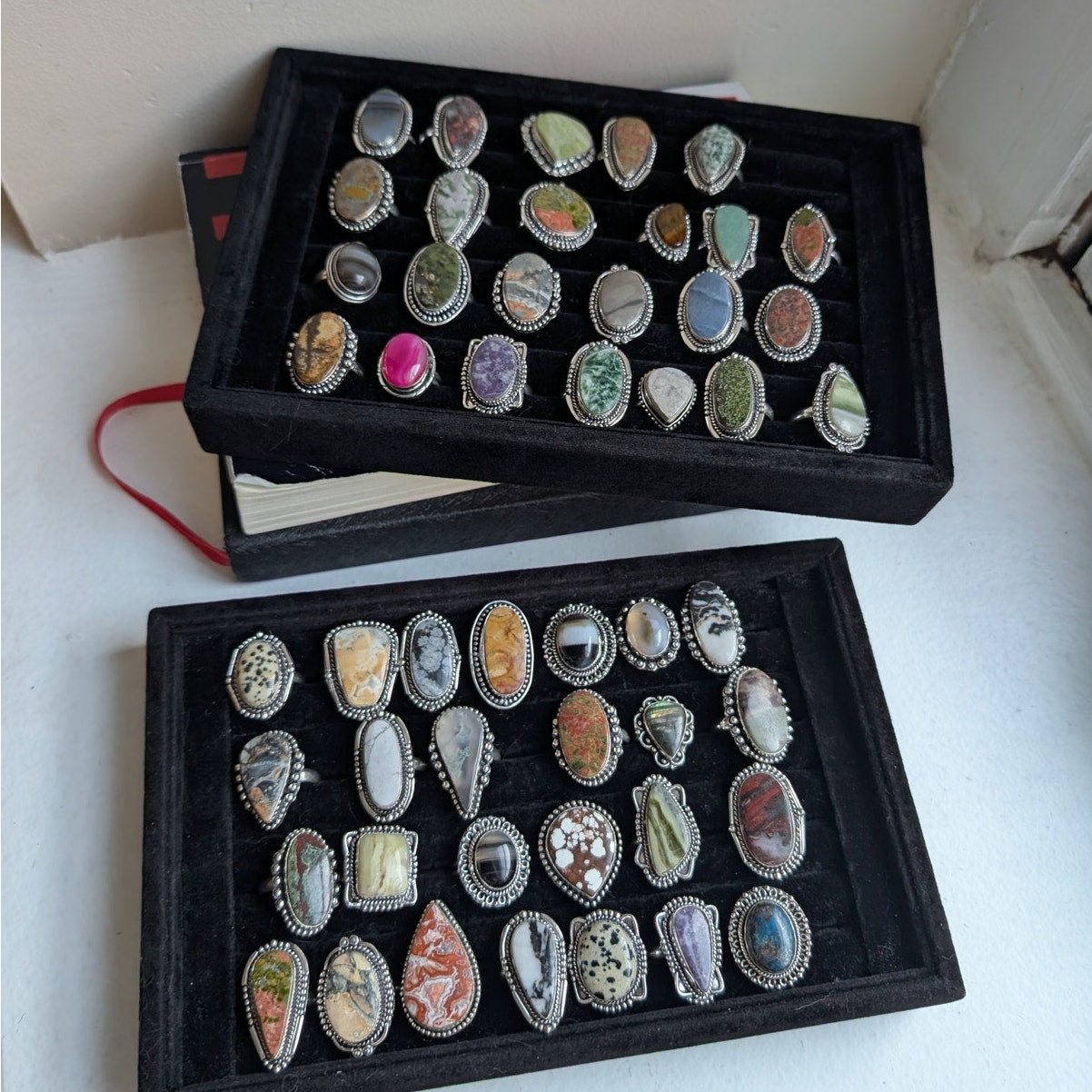 Earthy Green Rust Natural Stone Ring Boho Chic Sterling Silver Vintage Size 9