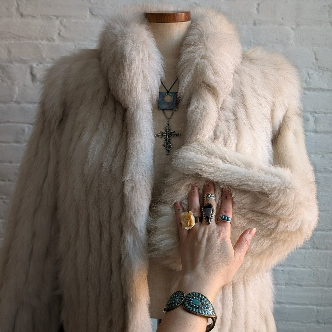 Vintage White Fluffy Fox Fur Coat Furry Ski Bunny Mobwife Designer Luxury Jacket