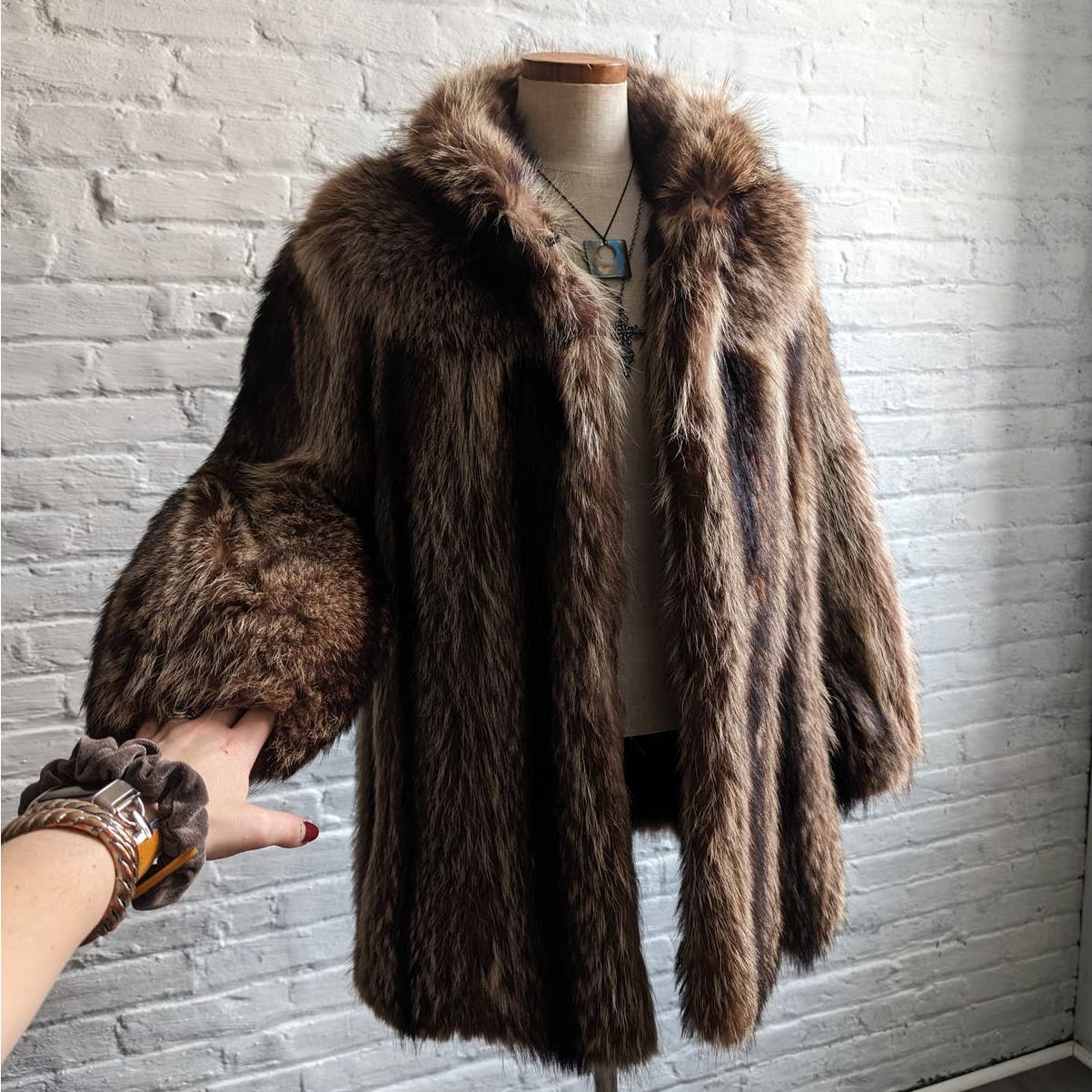 70s Vintage Mob Wife Raccoon Fur Coat Coat Groovy Furry Shag Oversize Jacket