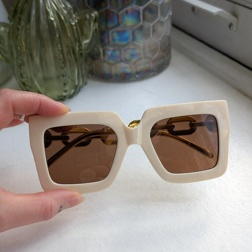 70s Retro White Square Mob Wife Festival Sunglasses Festival Chic Sunnies Shades