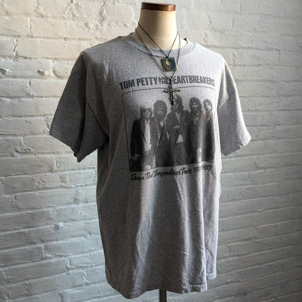 Vintage Tom Petty Graphic Tee Retro Y2K Rock Band Tshirt 70s Concert Top Large