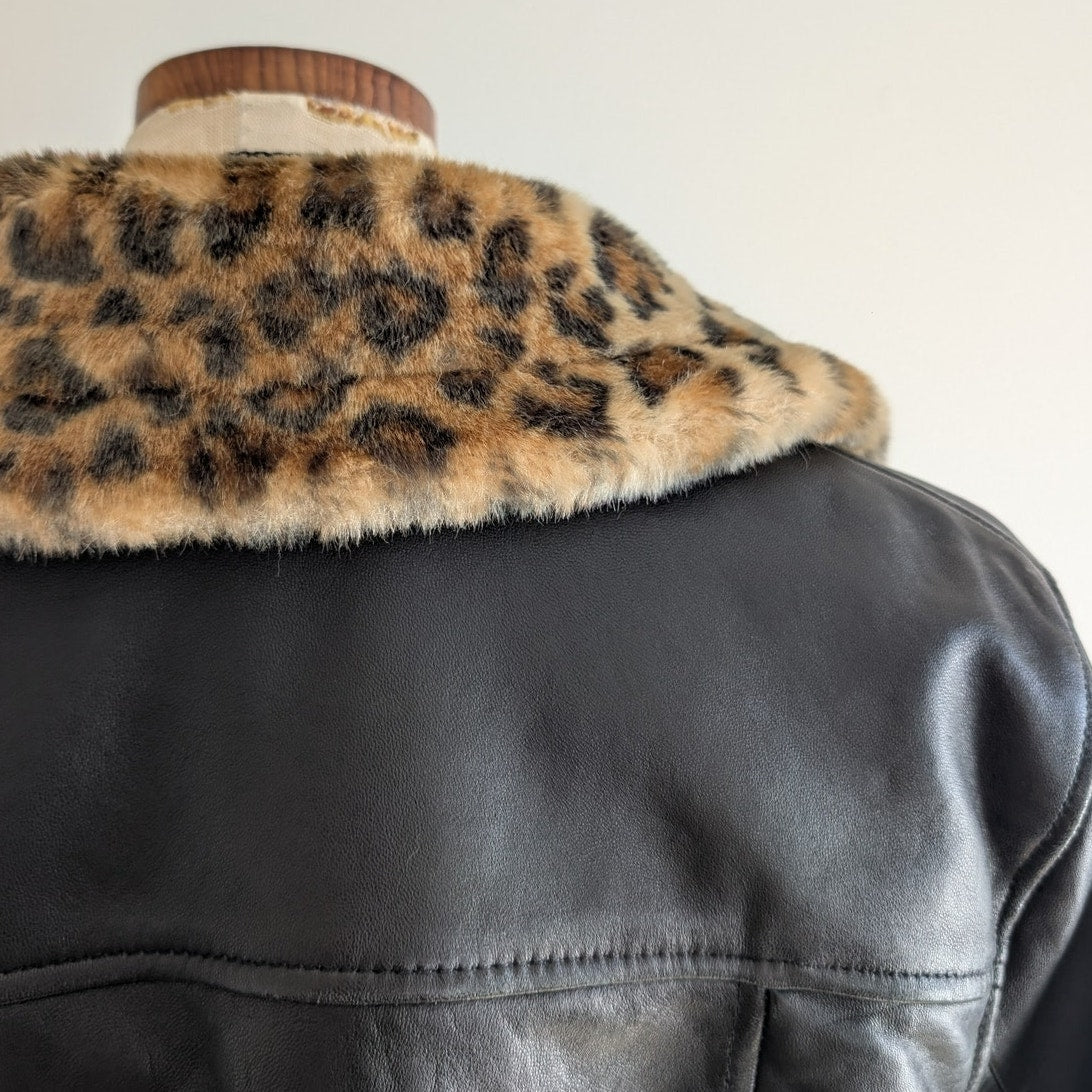 Y2K Vintage Black Leather Biker Jacket Faux Fur Coat Crop Cheetah Print Medium