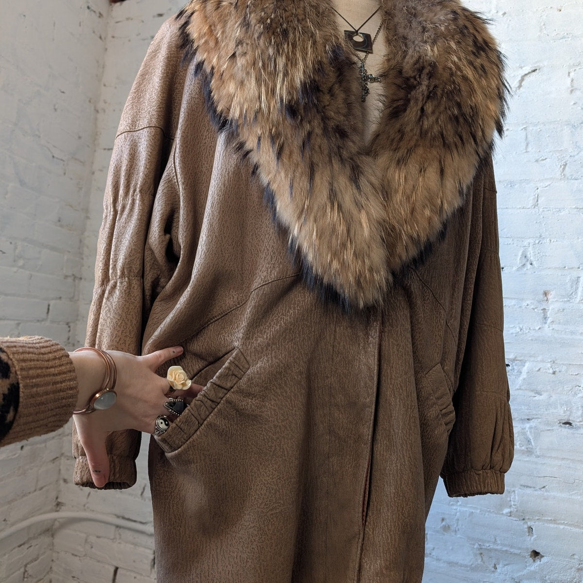 Vintage Tan Genuine Suede Raccoon Fur Trim Coat Leather Mini Trench Jacket