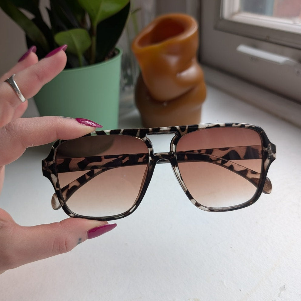 Retro Tortoishell Square Sunglasses 70s Festival Brown Sunnies Leopard Shades