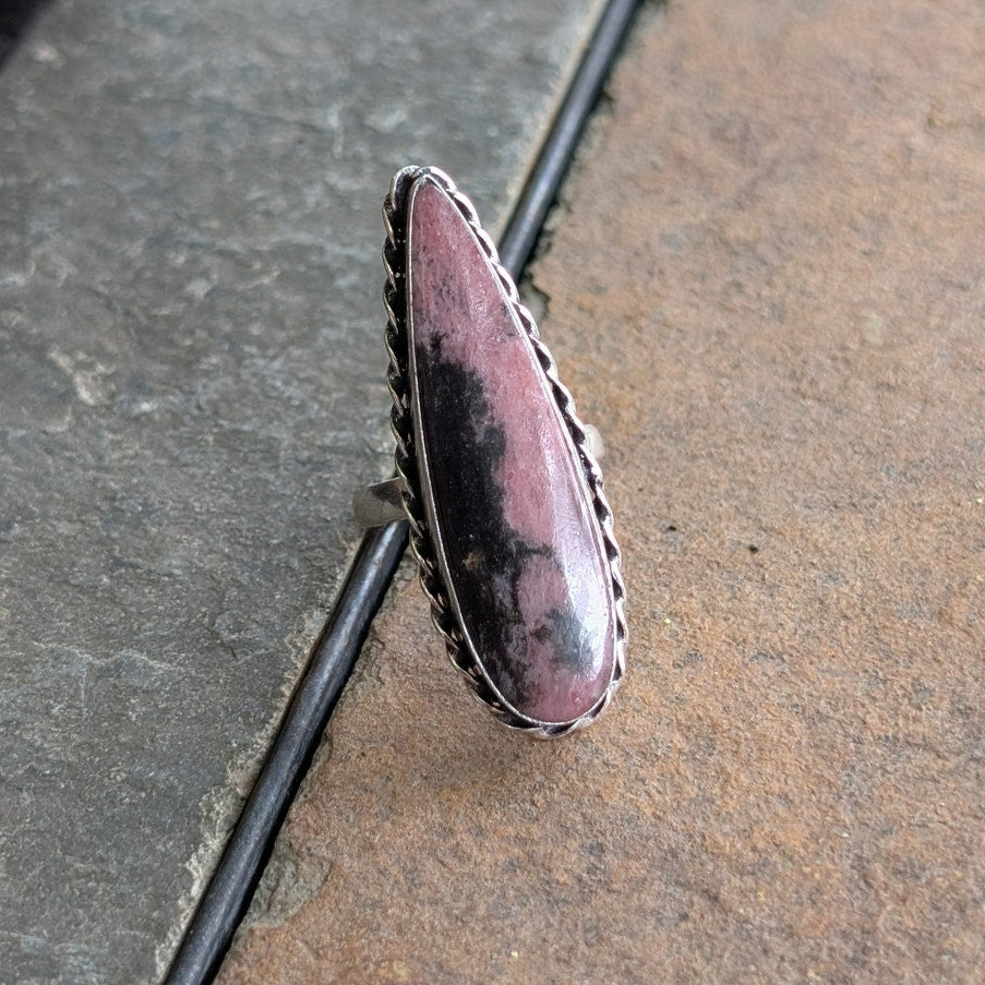 Pink Black Swirl Boho Statement Ring Sterling Silver Vintage Southwest Size 8.75