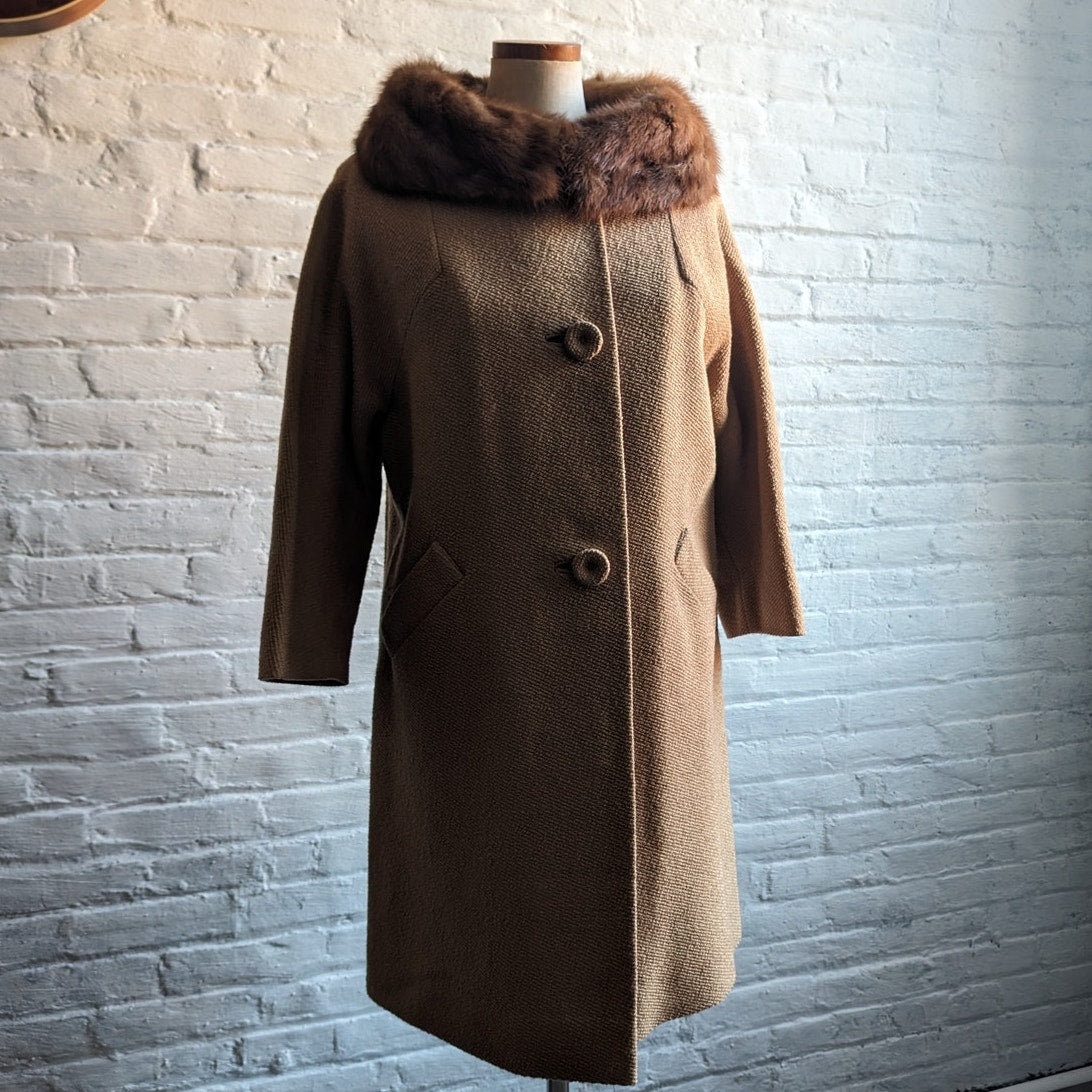 Vintage Wool Mink Fur Tan Coat Camel Swing Boucle Furry Collar Mod Chic Jacket