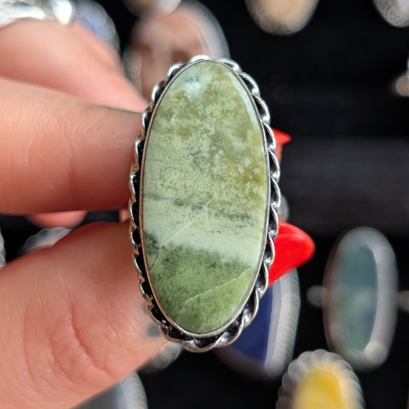 Green Sage Boho Statement Ring Oval Silver Vintage Groovy Southwest Chic Size 8