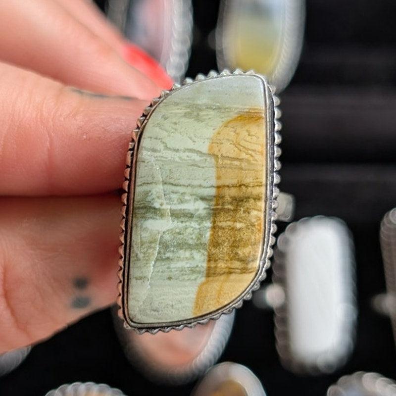 Cream Silver Boho Statement Ring Western Vintage Southwest Neutral Size 8.5