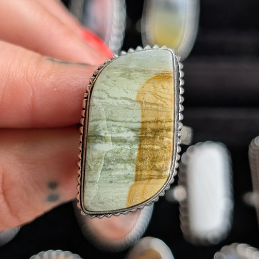 Cream Silver Boho Statement Ring Western Vintage Southwest Neutral Size 8.5