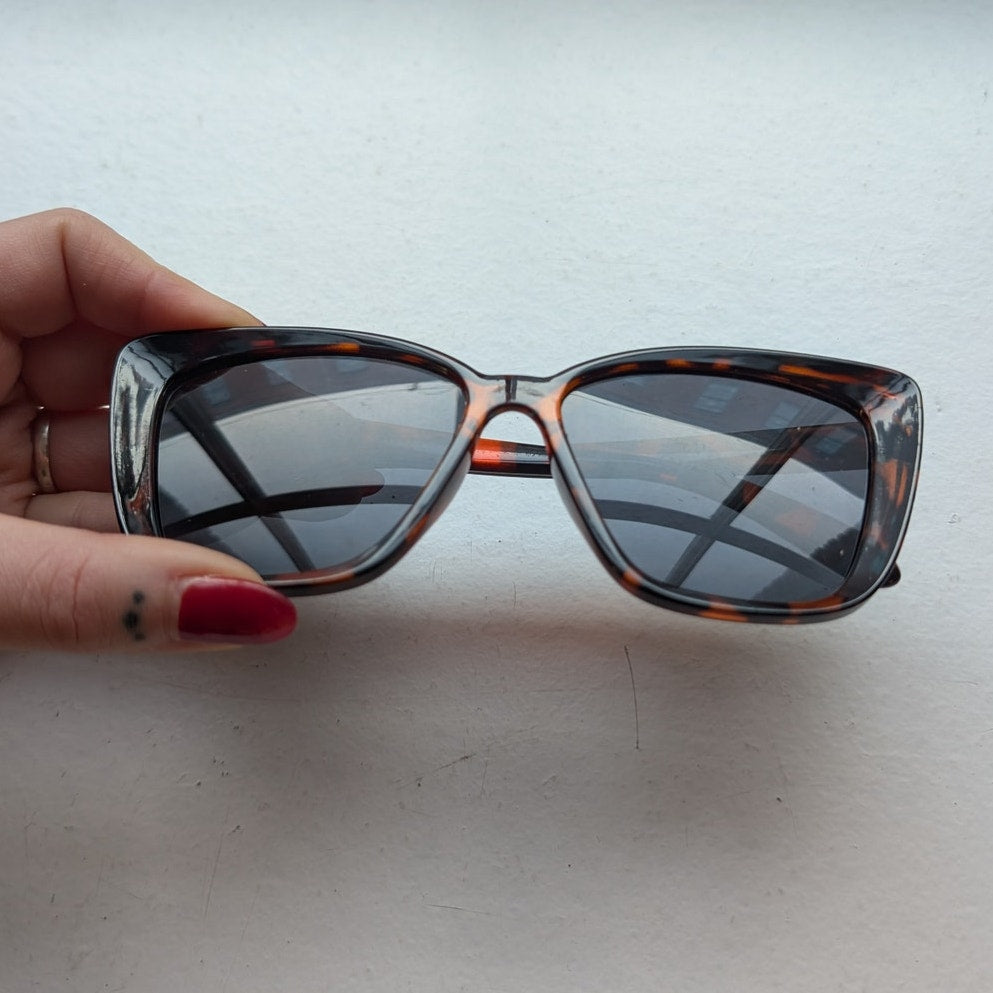 Retro Tortoishell Cat Eye Sunglasses 70s Festival Orange Sunnies Leopard Shades