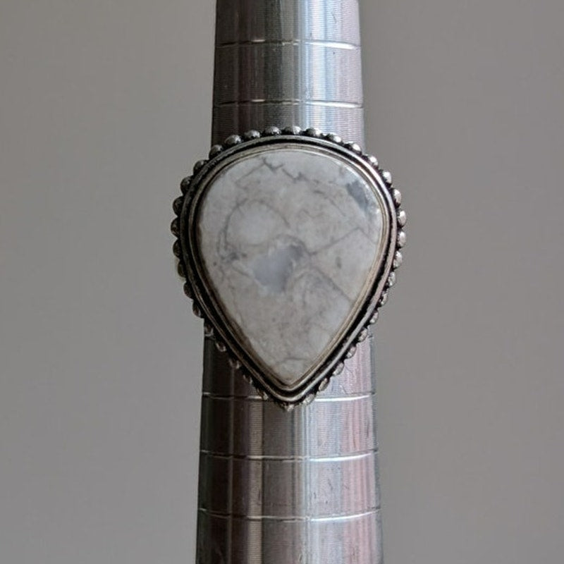 White Teardrop Sterling Silver Ring Retro Vintage Boho Natural Stone Size 5.25