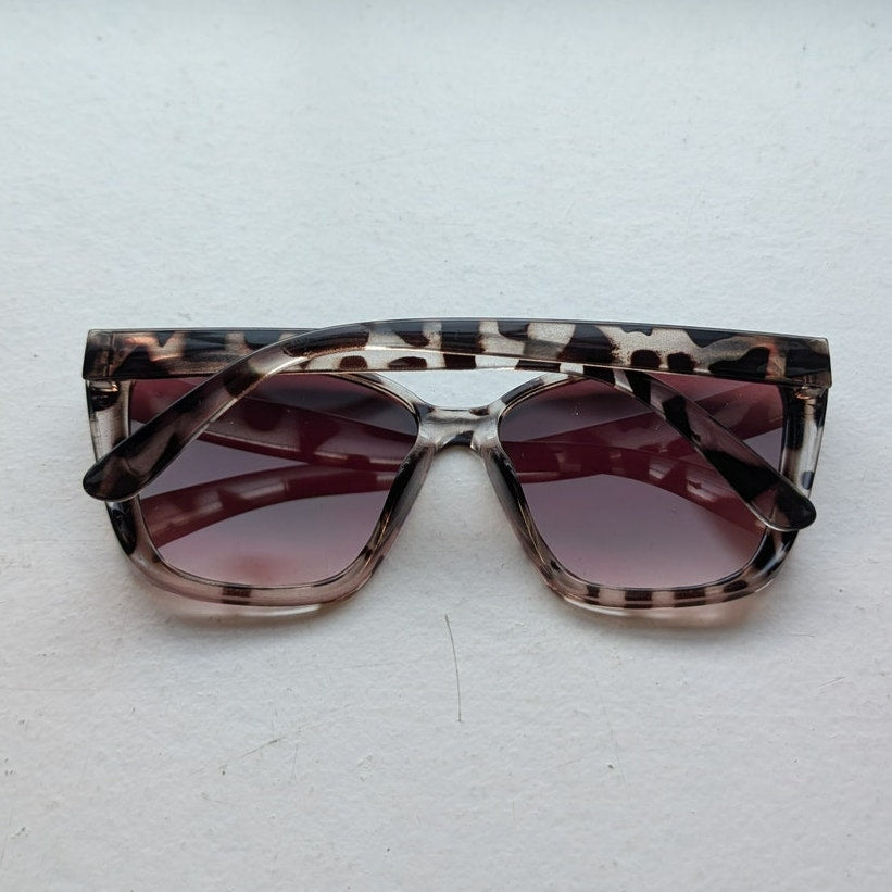 Retro Black Tortoishell Cat Eye Sunglasses 70s Festival Zebra Sunnies Shades