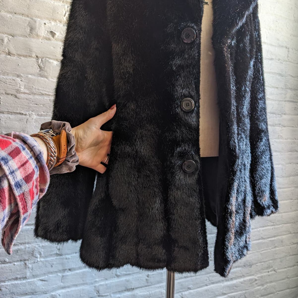 Retro Mob Wife Chic Vegan Fur Silk Coat Minimalist Goth Penny Lane Fuzzy Jacket