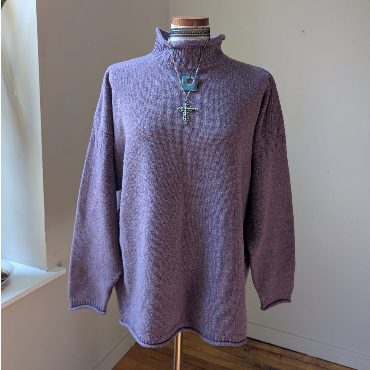 Vintage 100% Wool Knit Turtleneck Sweater XL Purple Oversize Boyfriend Sweater