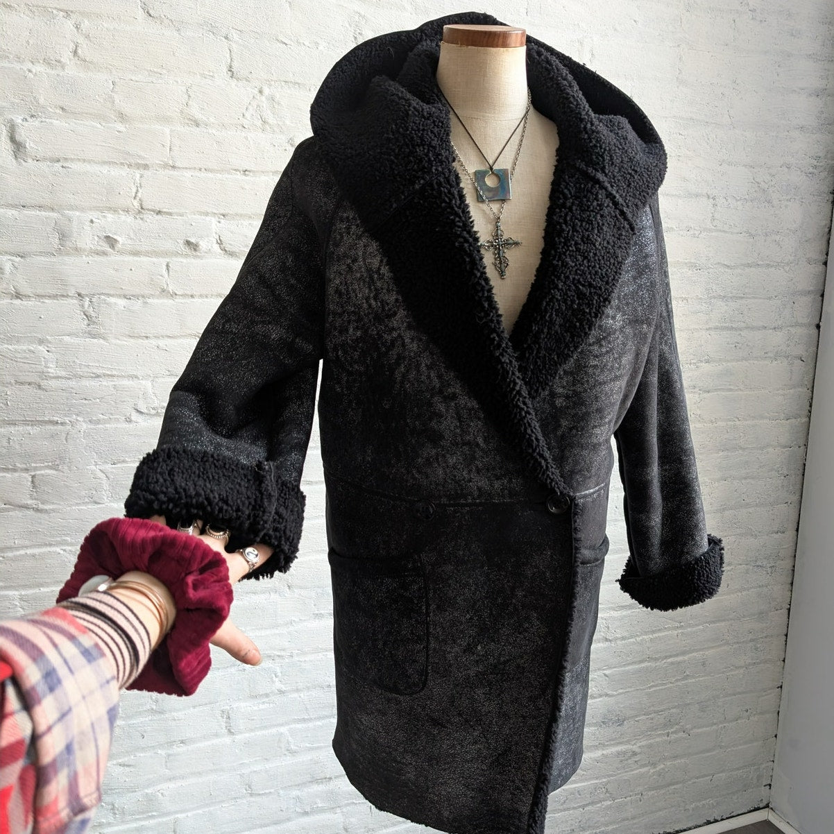 Vintage Black Leather Shearling Coat Afghan Fur Minimalist Chic Luxury Jacket