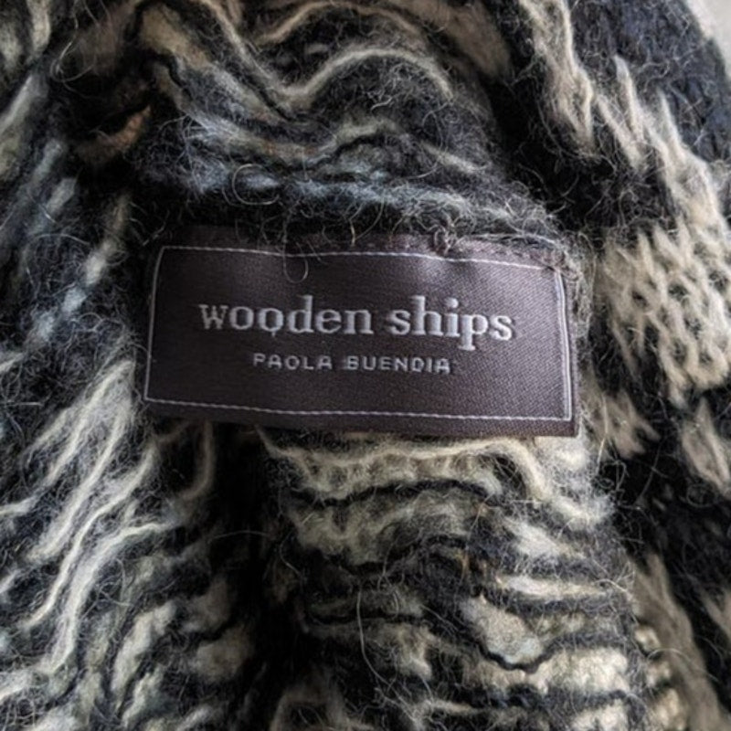 Fuzzy Minimalist Mohair Wool Houndstooth Cozy Chunky Knit Scarf Ski Bunny Wrap