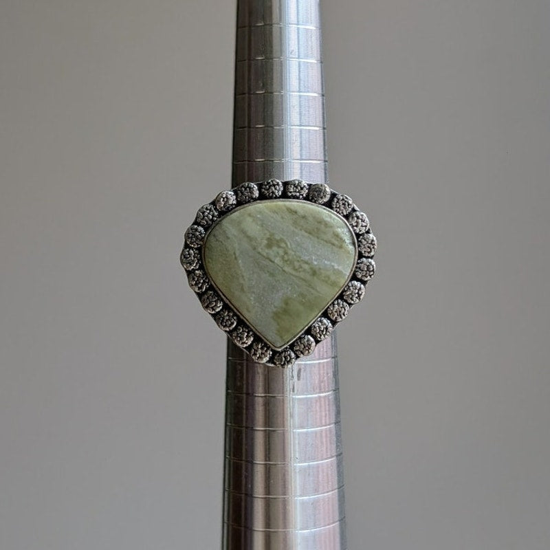 Retro Light Green Sterling Silver Ring Swirly Vintage Natural Stone Size 6.5