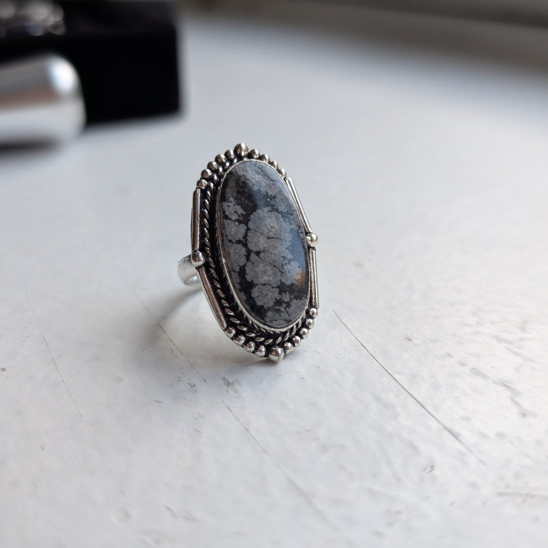 Black and White Natural Stone Ring Boho Chic Sterling Silver Vintage Size 6.75