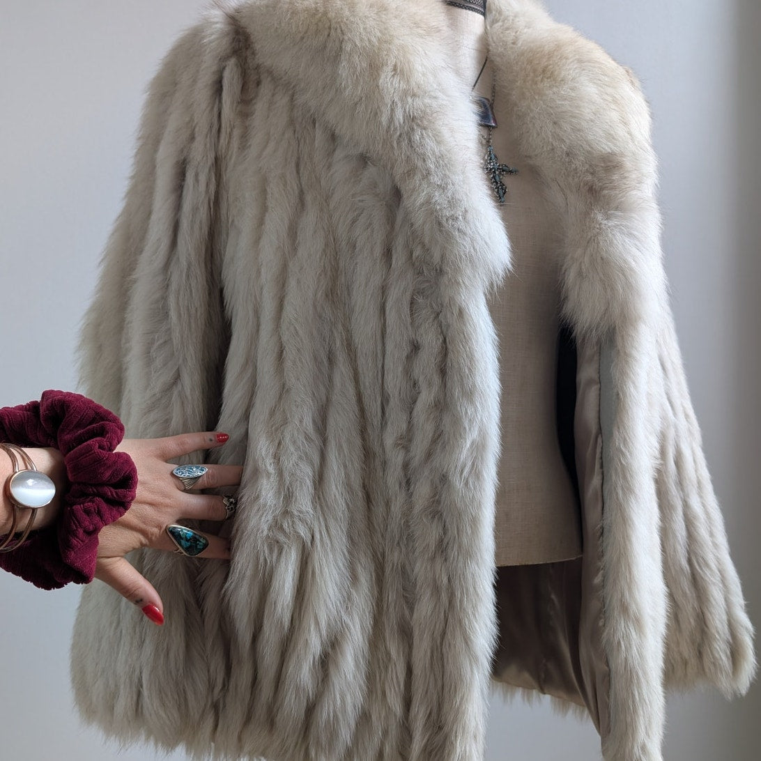 Vintage White Fluffy Fox Fur Coat Furry Glam Mobwife Ski Luxury Jacket Small