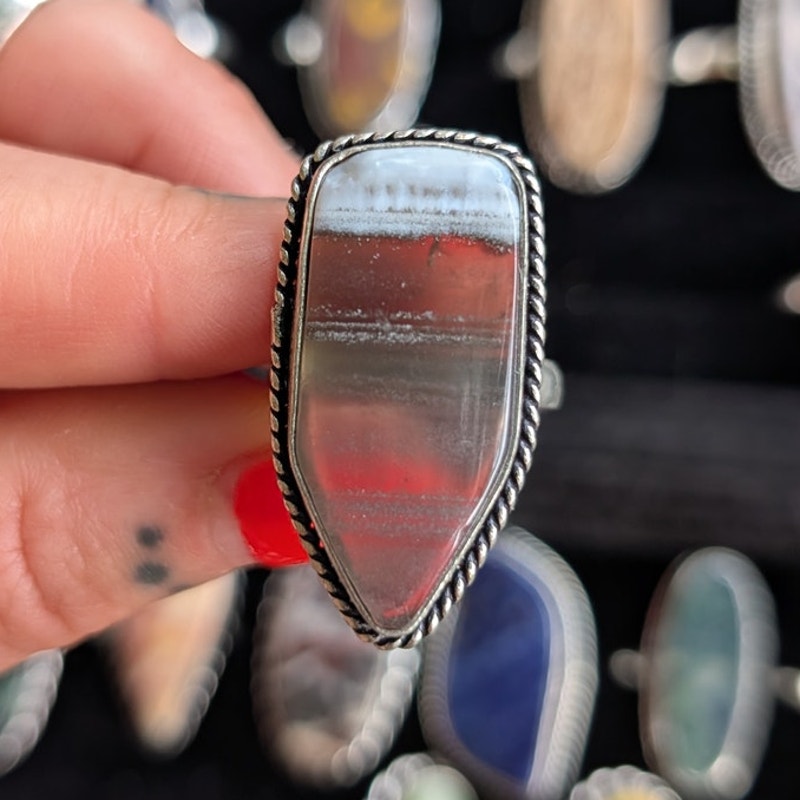 Gray Stone Boho Statement Ring Banded Silver Sz 7.75 Vintage Teardrop Coffin