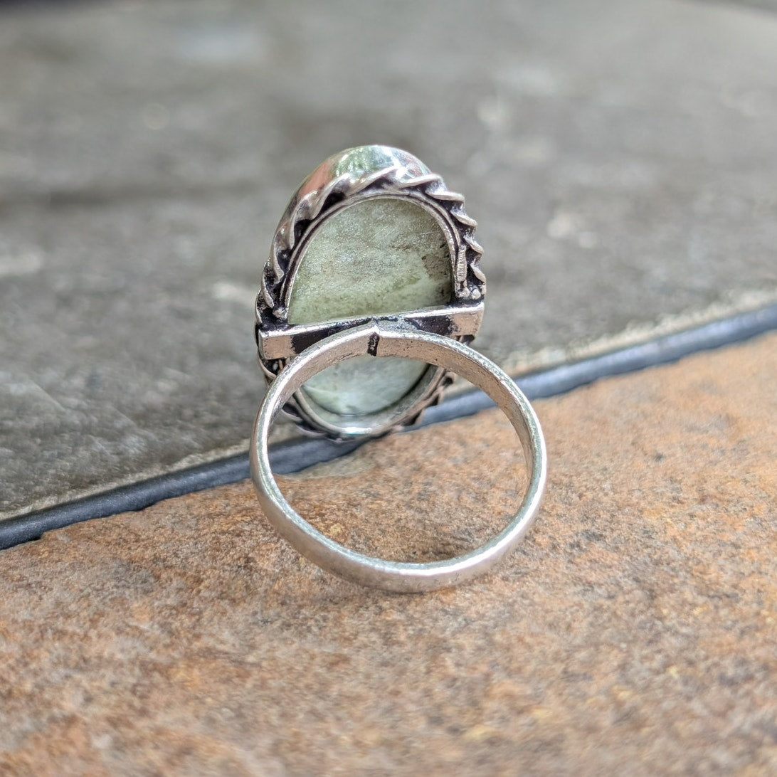 Green Sage Boho Statement Ring Oval Silver Vintage Groovy Southwest Chic Size 8