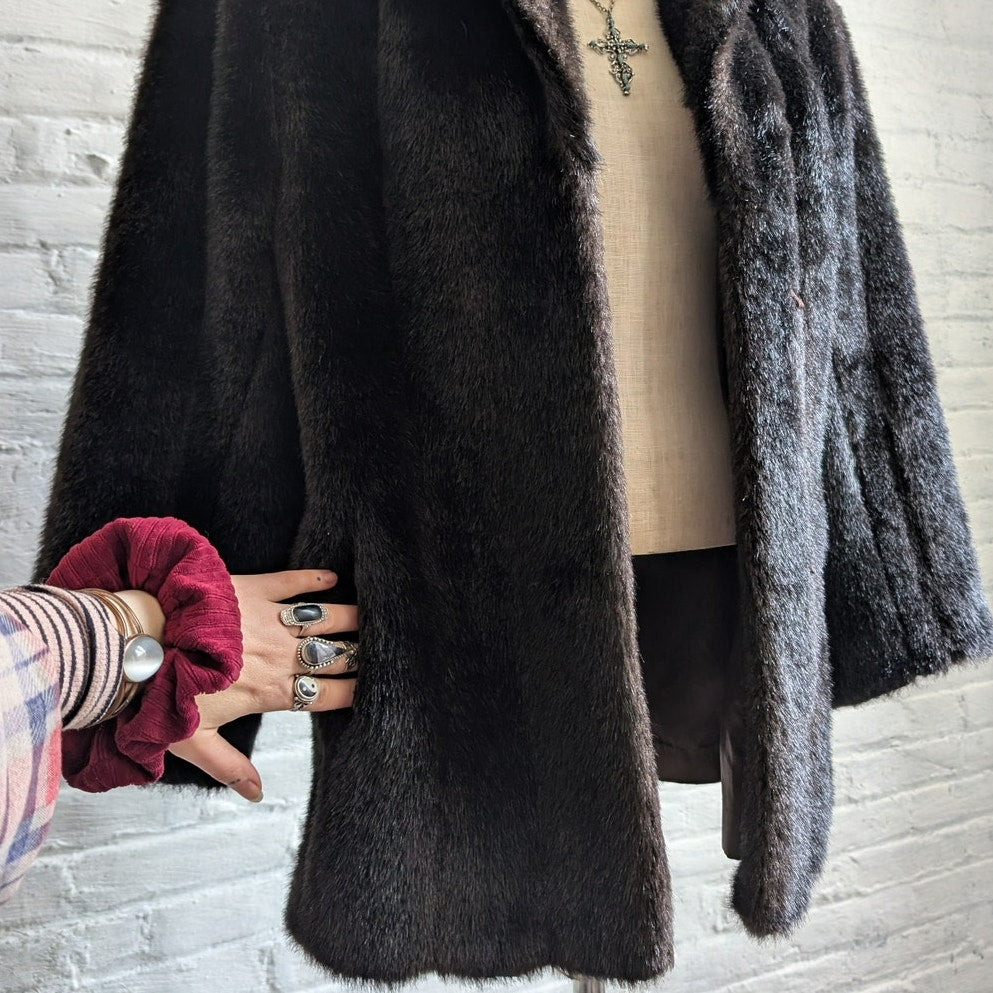 Vintage Brown Faux Fur Coat Plush Minimalist Mob Wife Fuzzy Glam Goth Jacket