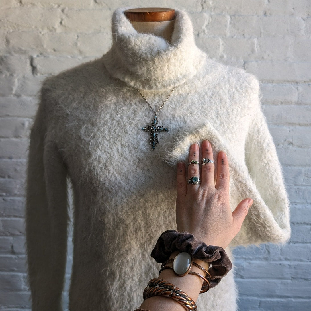 Vintage White Fuzzy Knit Sweater Preppy Furry Minimalist Turtleneck Top Small