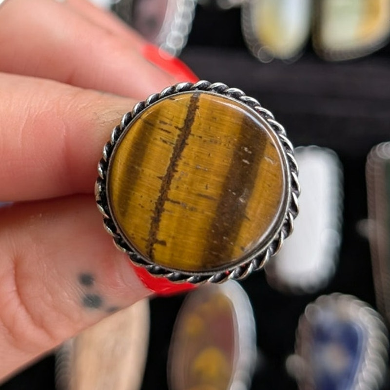 Golden Brown Tigers Eye Boho Statement Ring Round Silver Vintage Groovy Sz 8.75