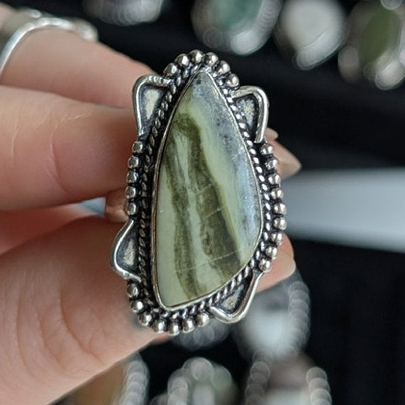 Earthy Green Grunge Sterling Silver Ring Retro Vintage Boho Natural Stone Size 8