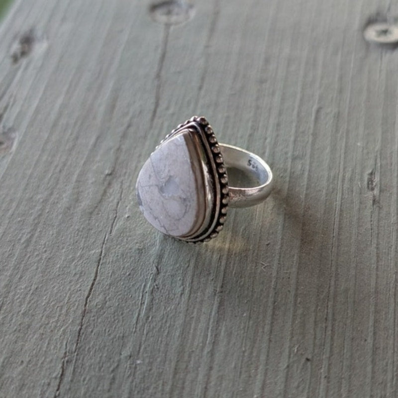 White Teardrop Sterling Silver Ring Retro Vintage Boho Natural Stone Size 5.25
