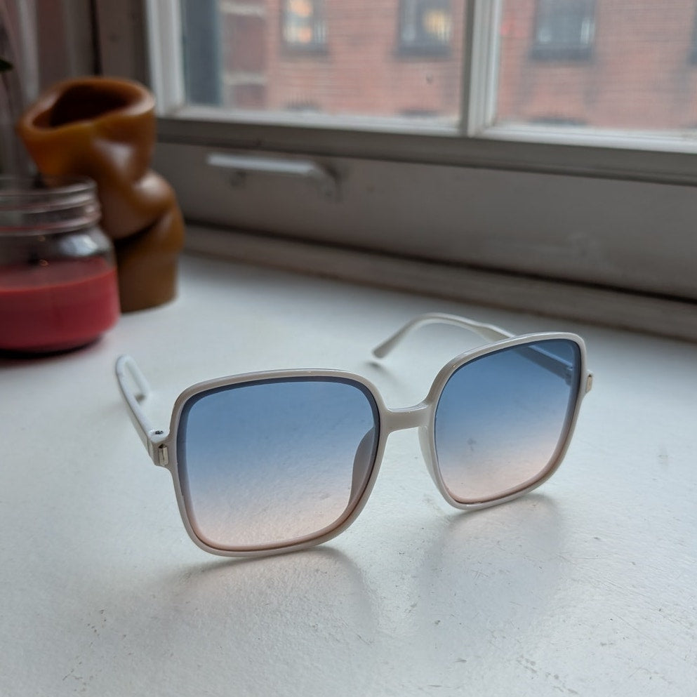 Retro White Square Mob Wife Festival Sunglasses Boho Chic Tinted Sunnies Shades