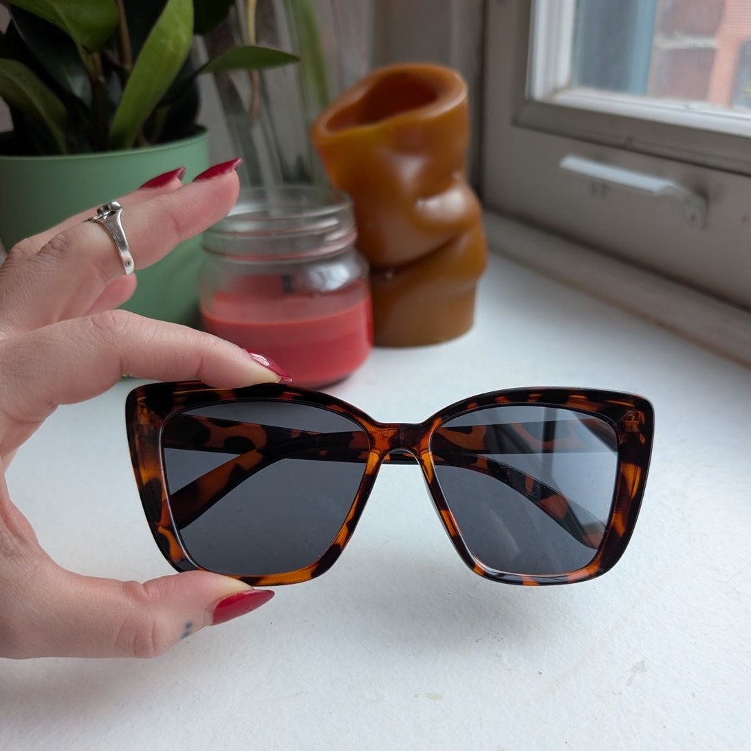 Retro Tortoishell Cat Eye Sunglasses 70s Festival Orange Sunnies Leopard Shades