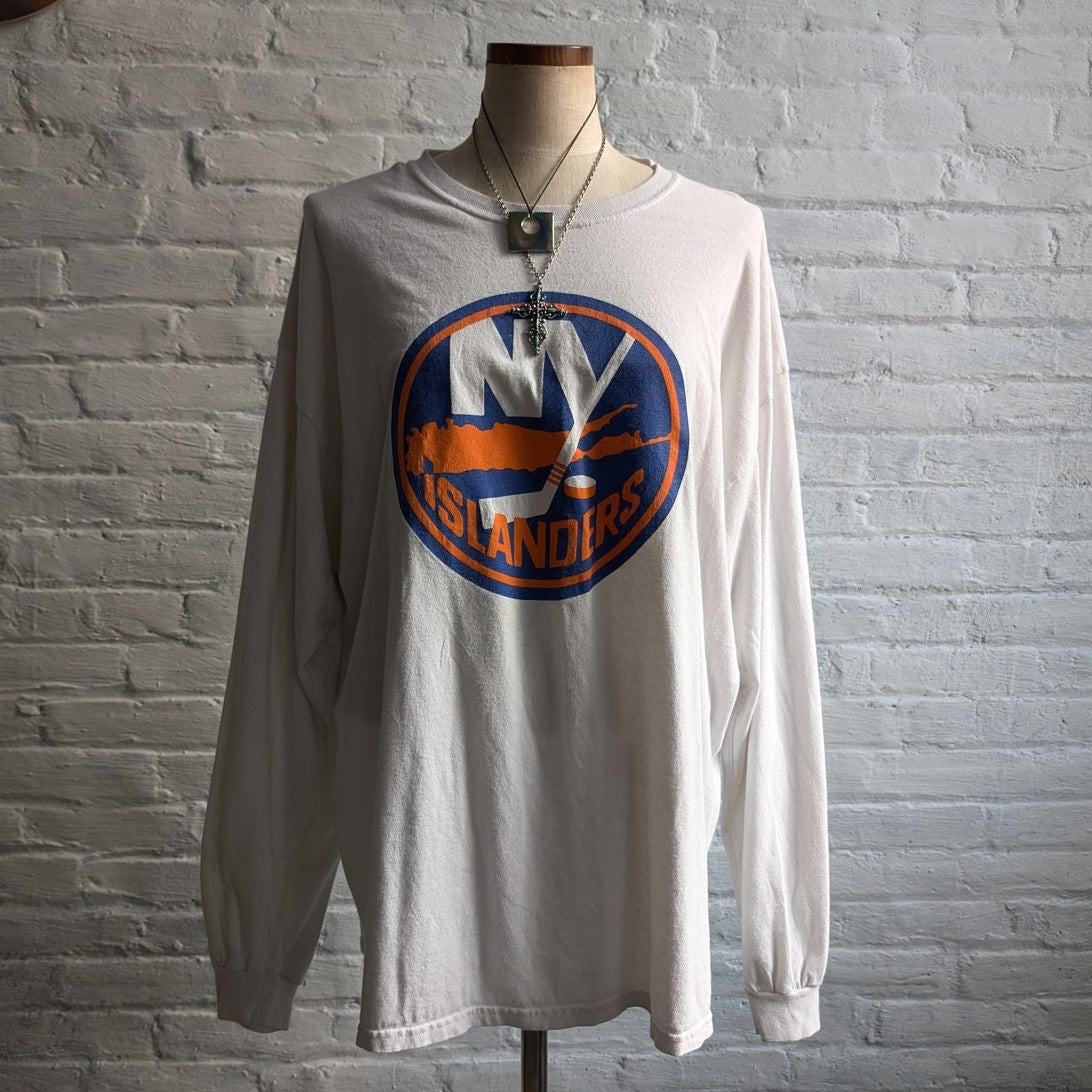 Vintage White Crewneck Tee Hockey Graphic Long Sleeve Retro Tshirt Top XL