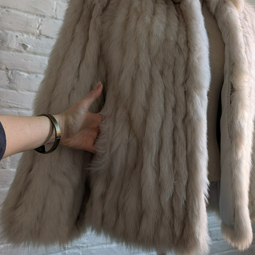 Vintage White Fluffy Fox Fur Coat Furry Ski Bunny Mobwife Designer Luxury Jacket