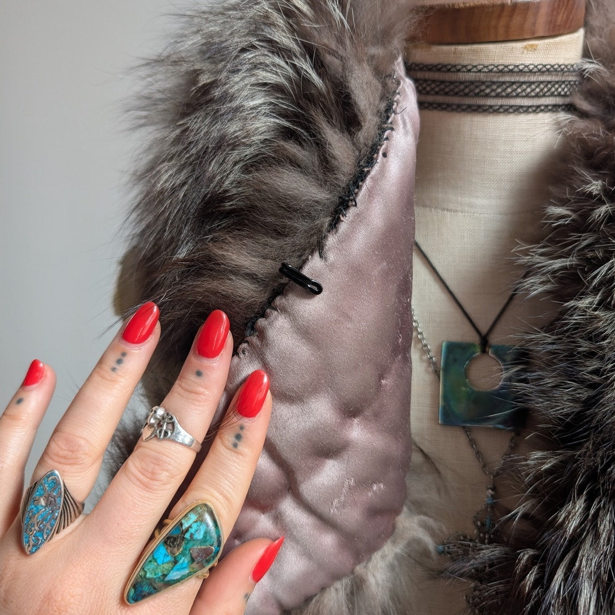 Vintage Brown Fox Fur Stole Shrug Luxury Scarf Mob Wife Shawl Glam Furry Collar