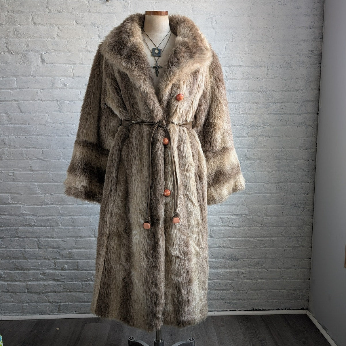 Vintage Neutral Brown Faux Fur Trench Coat Mob Wife Fuzzy Glam Plush Boho Jacket