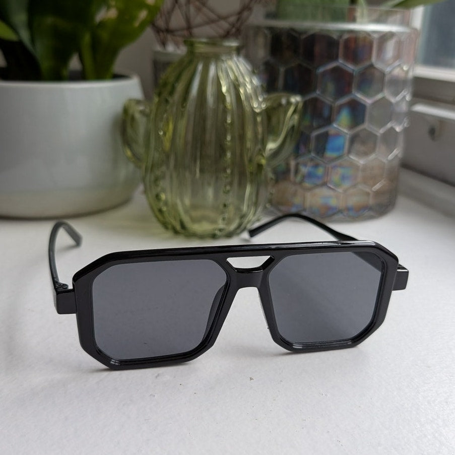 Retro Black Chic Square Sunglasses Aviator Minimalist Festival Sunnies Shades