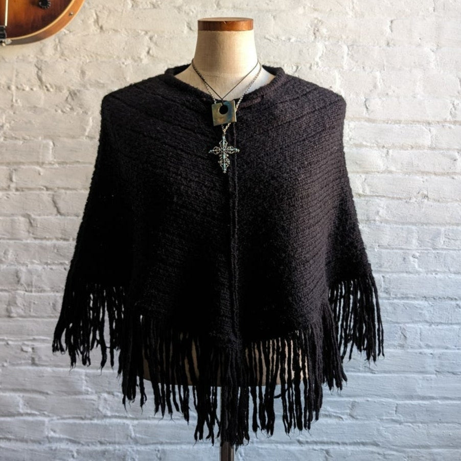 Y2K Vintage Black Knit Fringe Poncho Goth Western Dark Grunge