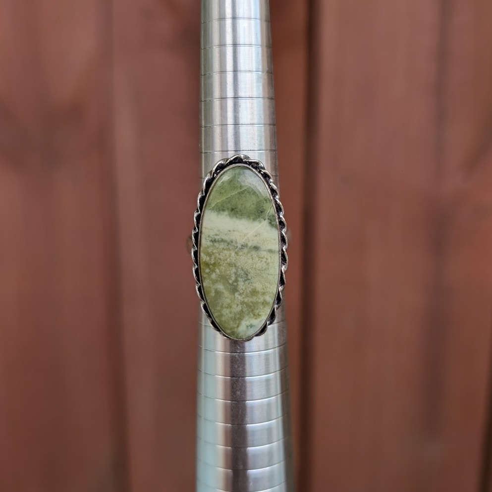 Green Sage Boho Statement Ring Oval Silver Vintage Groovy Southwest Chic Size 8
