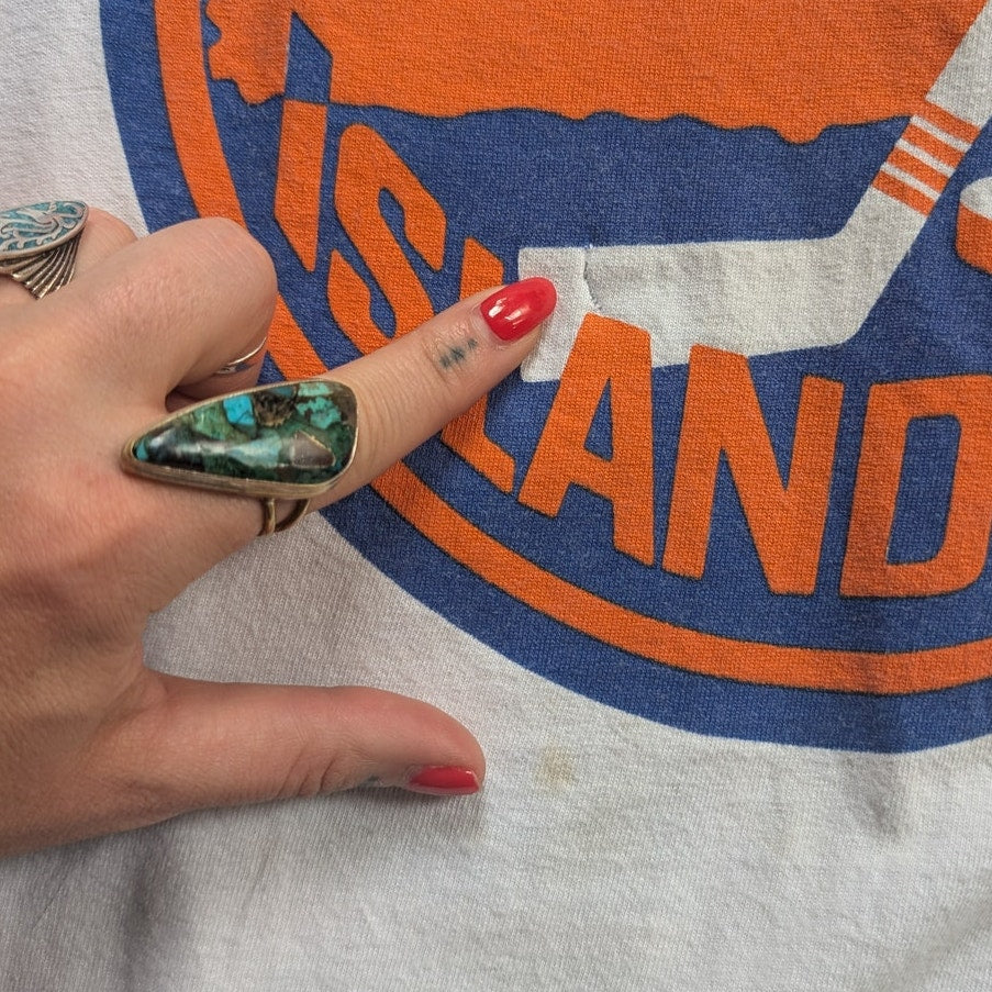 Vintage White Crewneck Tee Hockey Graphic Long Sleeve Retro Tshirt Top XL