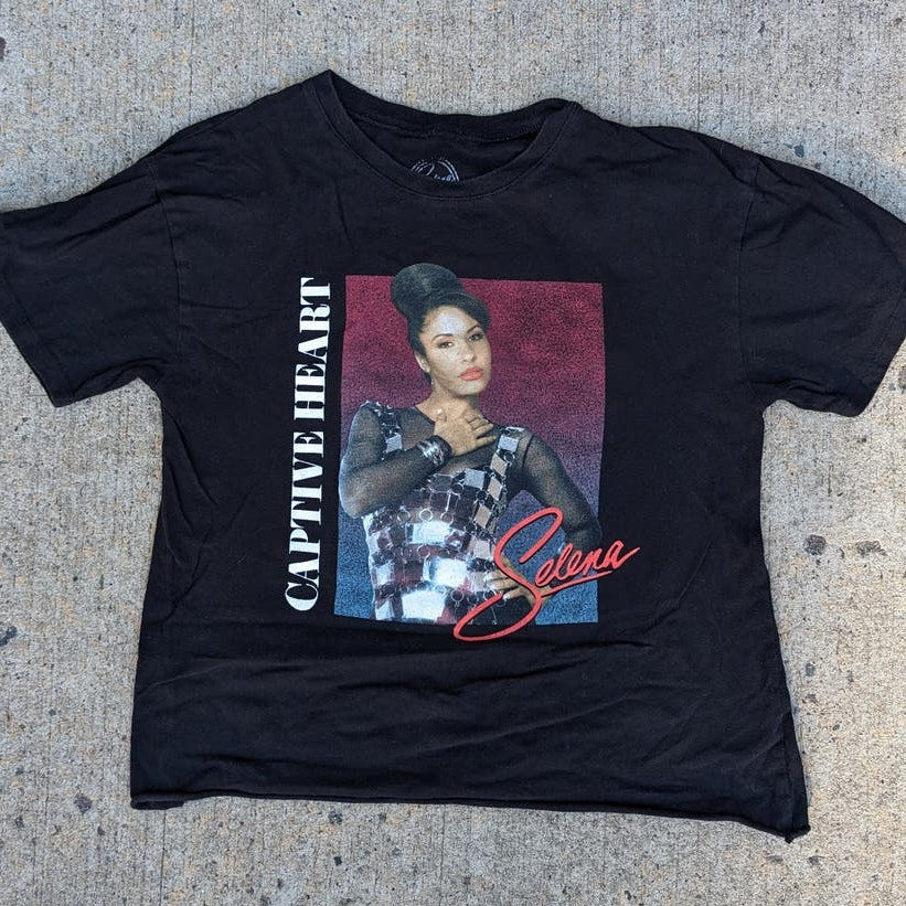 Selena Oversize Baby Tee Retro Band Crop Top Vintage style Graphic Tshirt Medium