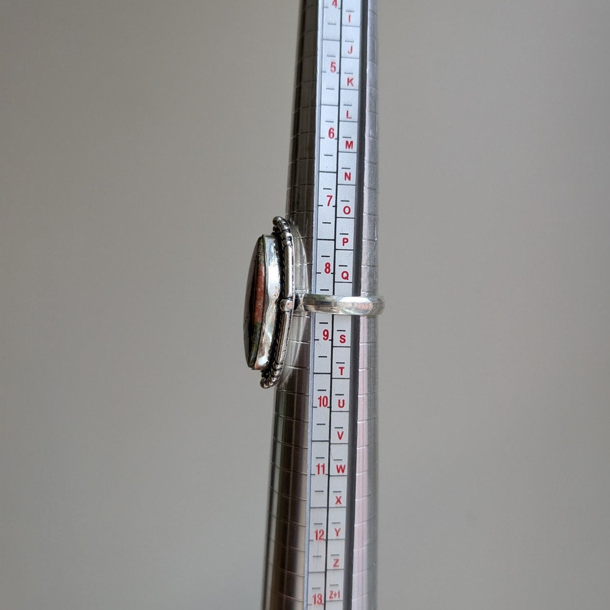 Earthy Green Pink Natural Stone Ring Boho Chic Sterling Silver Vintage Size 8.5