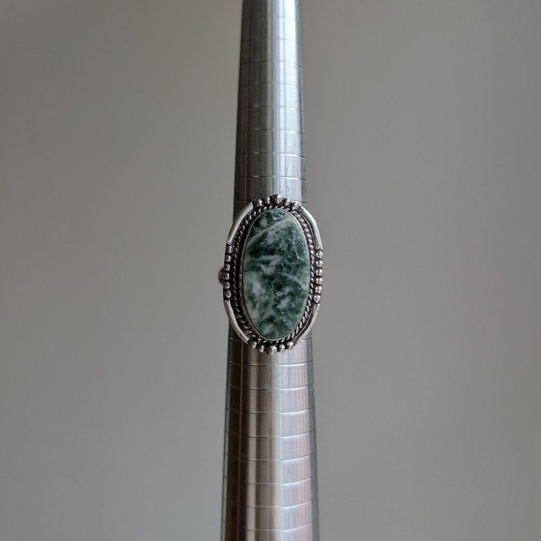 Green Swirl Oval Sterling Silver Ring Retro Vintage Boho Natural Stone Size 8